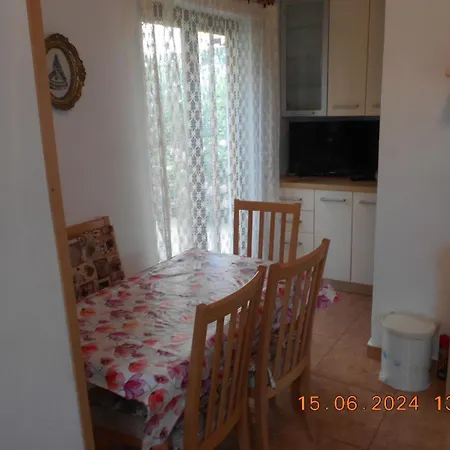 Casa vacanze House With A Parking Space Babici, - 13795 *