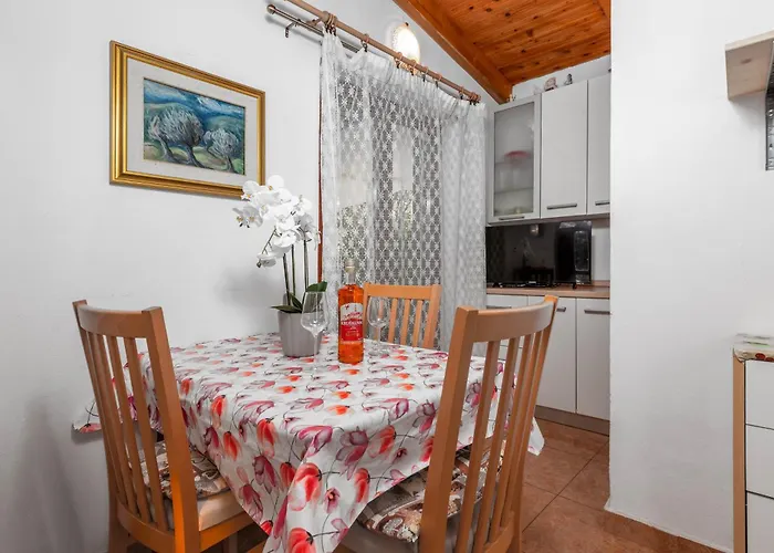 House With A Parking Space Babici, - 13795